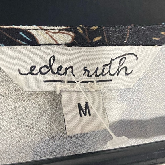 4/$16 Eden Ruth Top - Picture 3 of 4
